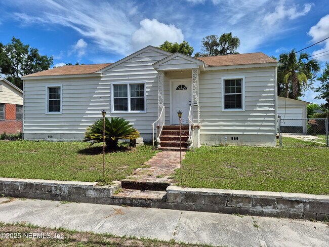 property at 4717 CAMBRIDGE