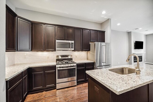 property at 5118 Larkin St