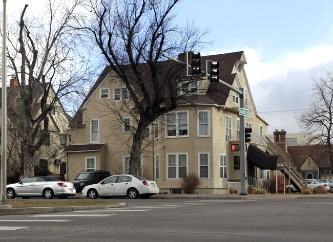 2 E. Boulder in Colorado Springs, CO - Foto de edificio - Building Photo