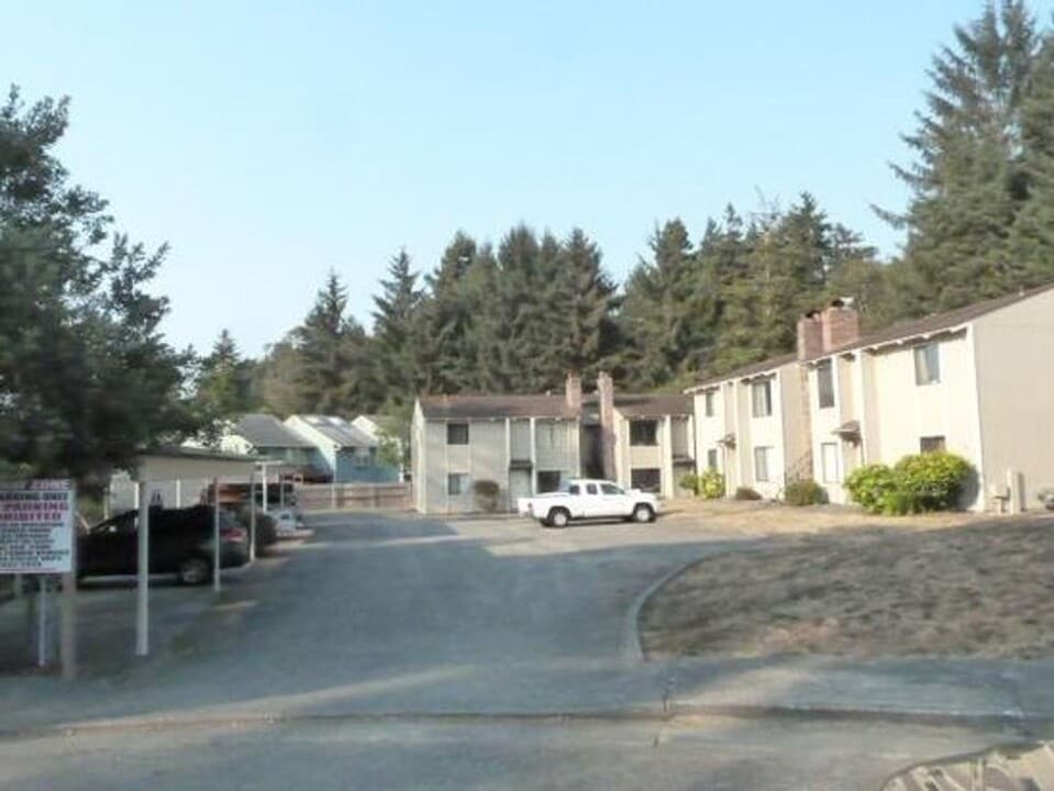 3040 L K Wood Blvd in Arcata, CA - Building Photo