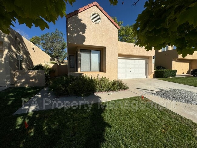 7576 Keystone Dr NE in Albuquerque, NM - Building Photo - Building Photo