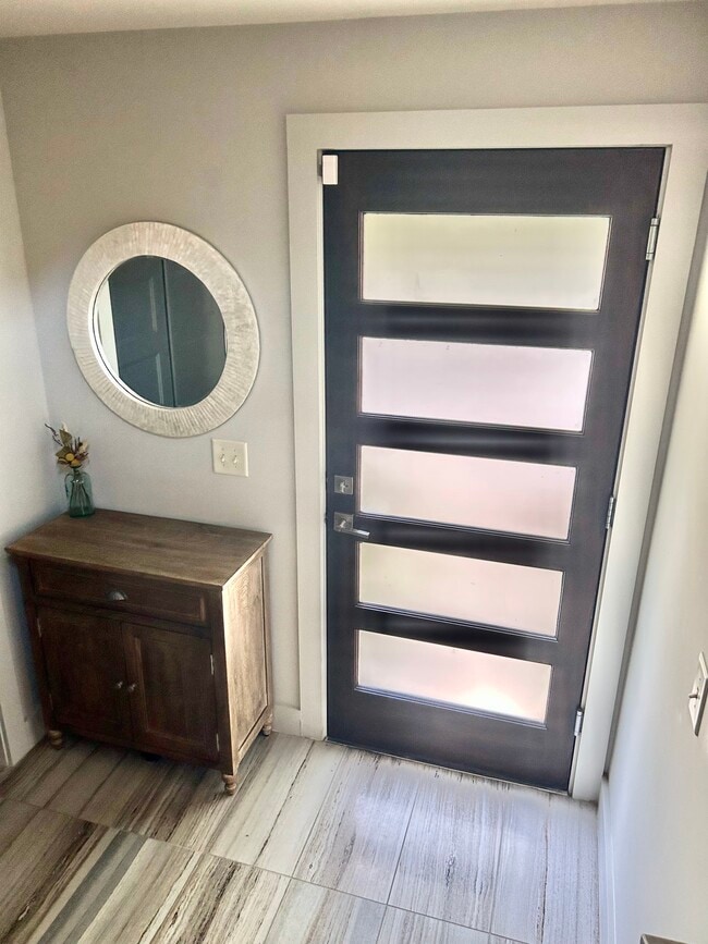 1672 DeKalb Ave NE in Atlanta, GA - Building Photo - Building Photo