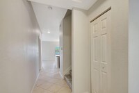 4102 Emerald Vis in Lake Worth, FL - Building Photo - Building Photo