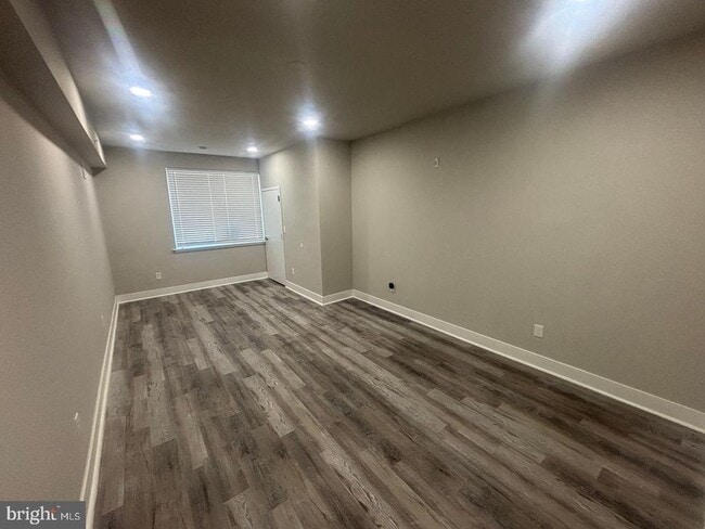 property at 1204 W Erie Ave