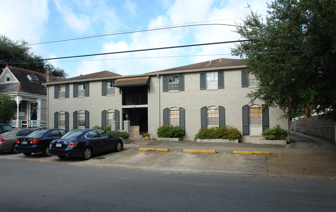 816 Nashville Ave in New Orleans, LA - Foto de edificio