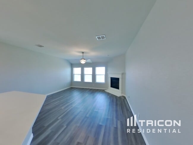 6100 True Vine Rd in Fort Worth, TX - Building Photo - Building Photo