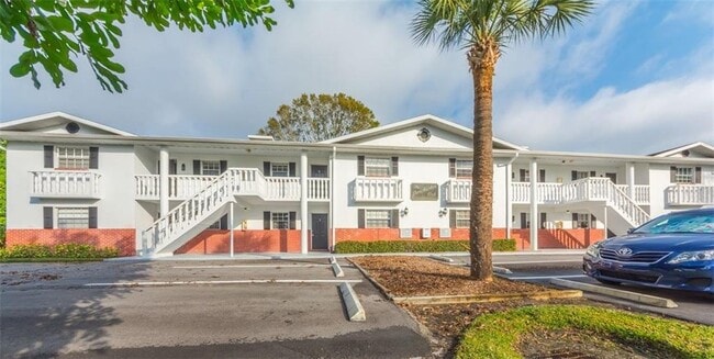 property at 1122 25th St