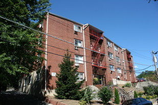 251 Woodland Avenue Apartments