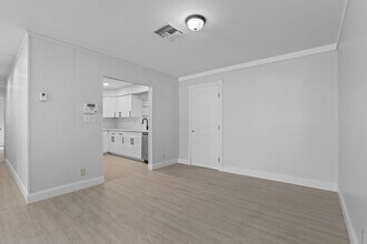 319 S Congress Ave in West Palm Beach, FL - Building Photo - Building Photo