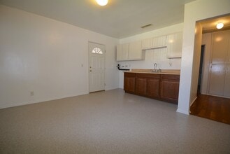 308 N Azusa Ave in Azusa, CA - Building Photo - Building Photo