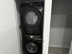 2218 N Marshall St in Philadelphia, PA - Foto de edificio - Building Photo