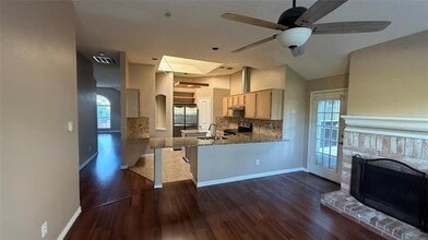 519 Cross Cut Dr in Arlington, TX - Building Photo - Building Photo