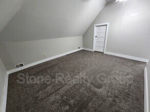 22 Blakely Ave in Terre Haute, IN - Foto de edificio - Building Photo