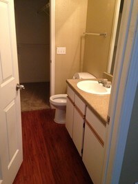 Sugar Creek Apartments - 6