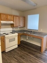 Moesser House 55 & Up in Shelbyville, KY - Building Photo - Building Photo