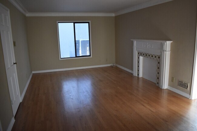 1444 S Beverly Dr in Los Angeles, CA - Building Photo - Building Photo
