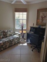 1246 Sweetwater Ln in Naples, FL - Foto de edificio - Building Photo