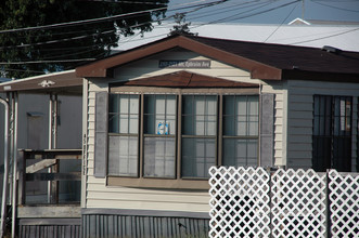 Woodlynne Mobile Home Community in Camden, NJ - Building Photo - Building Photo