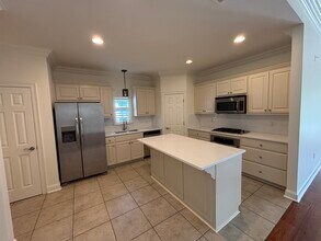 7047 Sweetspire Dr in Baton Rouge, LA - Building Photo - Building Photo