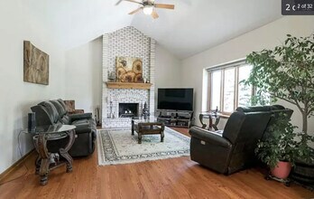 3115 Kingbird Ln in Naperville, IL - Building Photo - Building Photo