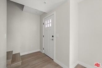 1317 Punta Gorda St in Santa Barbara, CA - Building Photo - Building Photo