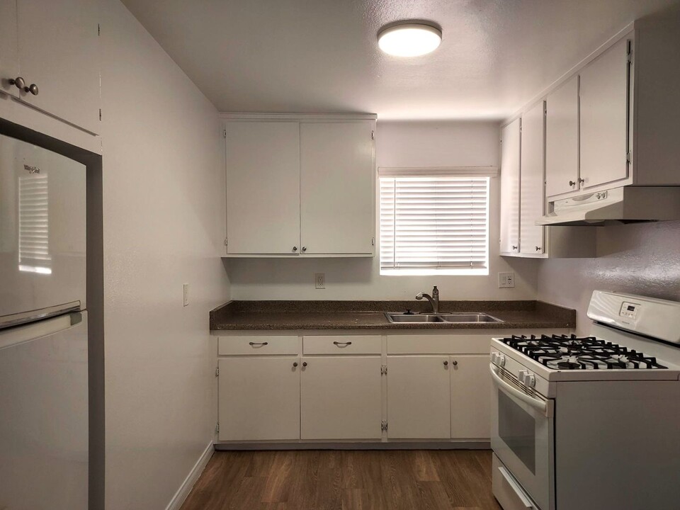 8718 Our Way in Santee, CA - Building Photo