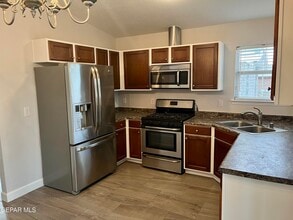 1689 St Stephen Pl in El Paso, TX - Building Photo - Building Photo