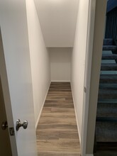 181 N Kellogg Ave, Unit D in Goleta, CA - Foto de edificio - Building Photo
