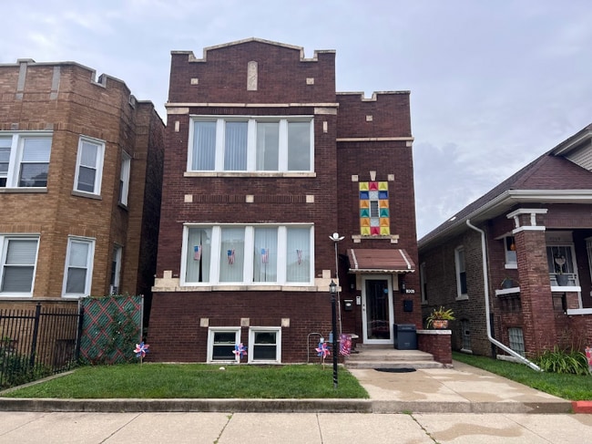 property at 8005 S Ada St