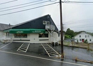 1544 Pascoag Main St in West Warwick, RI - Building Photo - Building Photo