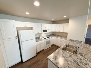 3525 Chelsea St in Klamath Falls, OR - Building Photo - Building Photo