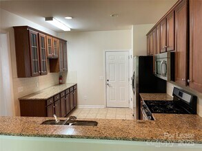 15400 Canmore Street in Charlotte, NC - Building Photo - Building Photo