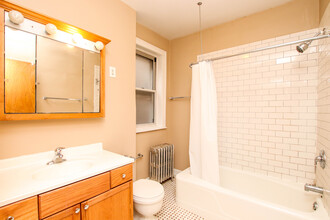 2244 N Halsted St in Chicago, IL - Building Photo - Interior Photo