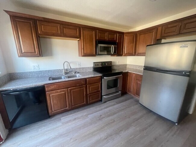 property at 3253 Caminito Eastbluff