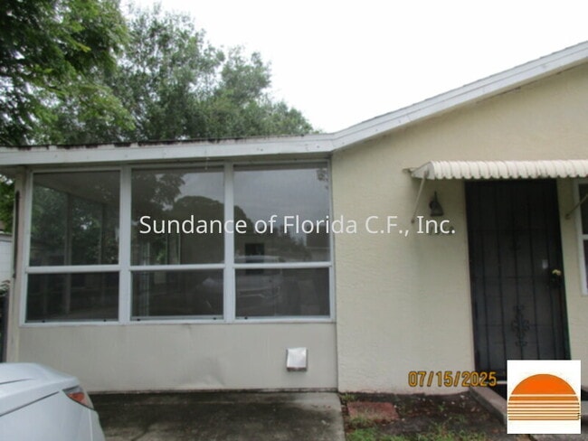1518 New York Ave in St. Cloud, FL - Building Photo - Building Photo