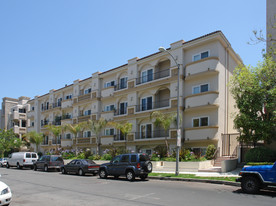 116 S Clark Dr Apartments