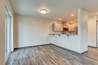 1621 SW Mulberry Pl in Oak Harbor, WA - Building Photo - Building Photo