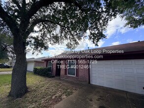 1927 Oakwell Ln in Katy, TX - Building Photo - Building Photo