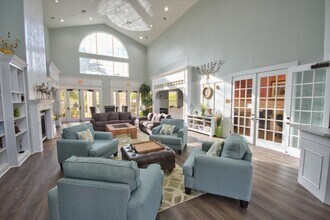 2801 Chancellorsville Dr in Tallahassee, FL - Building Photo - Building Photo