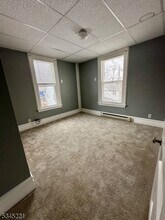 100 Main St in Newton, NJ - Building Photo - Building Photo