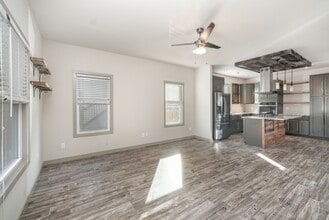909 Glass St in Franklin, TN - Building Photo - Building Photo