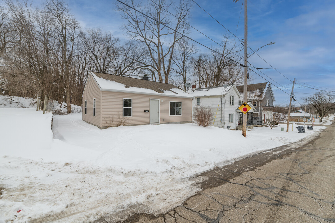 420 Forest St in Kalamazoo, MI - Building Photo