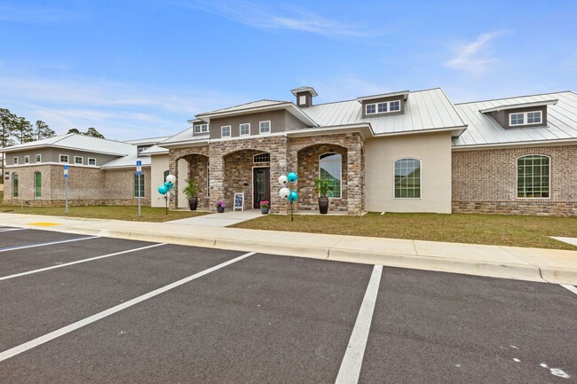 Lakeside at Southwood in Tallahassee, FL - Building Photo - Building Photo