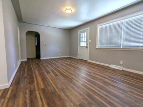 910 2nd Ave in Longmont, CO - Foto de edificio - Building Photo