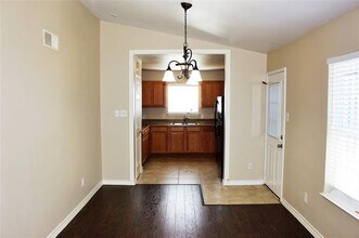 3522 Pinebrook Dr in Dallas, TX - Building Photo - Building Photo