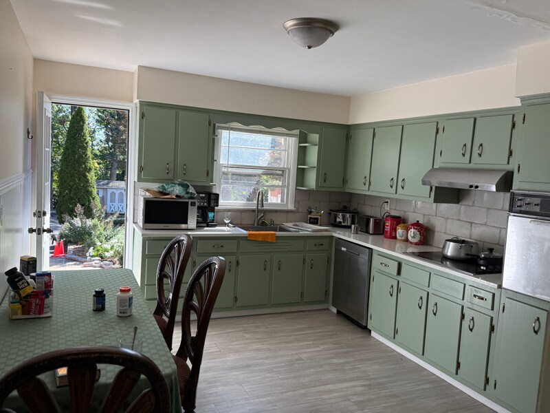 20 Columbia Pl in Sayreville, NJ - Building Photo