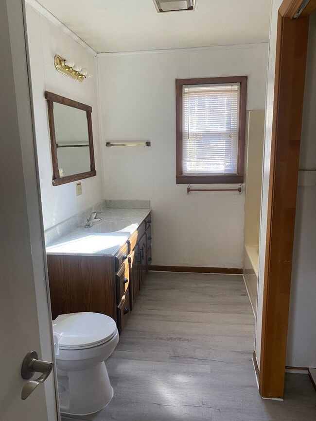 39 Warbler Ln in Whittier, NC - Building Photo - Building Photo