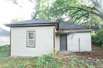 208 W Cherry St in Griffin, GA - Building Photo - Building Photo