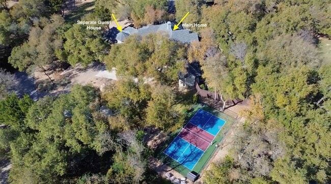 property at 3627 Stoneridge Rd