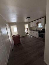 653 W Bruce St in Milwaukee, WI - Building Photo - Building Photo